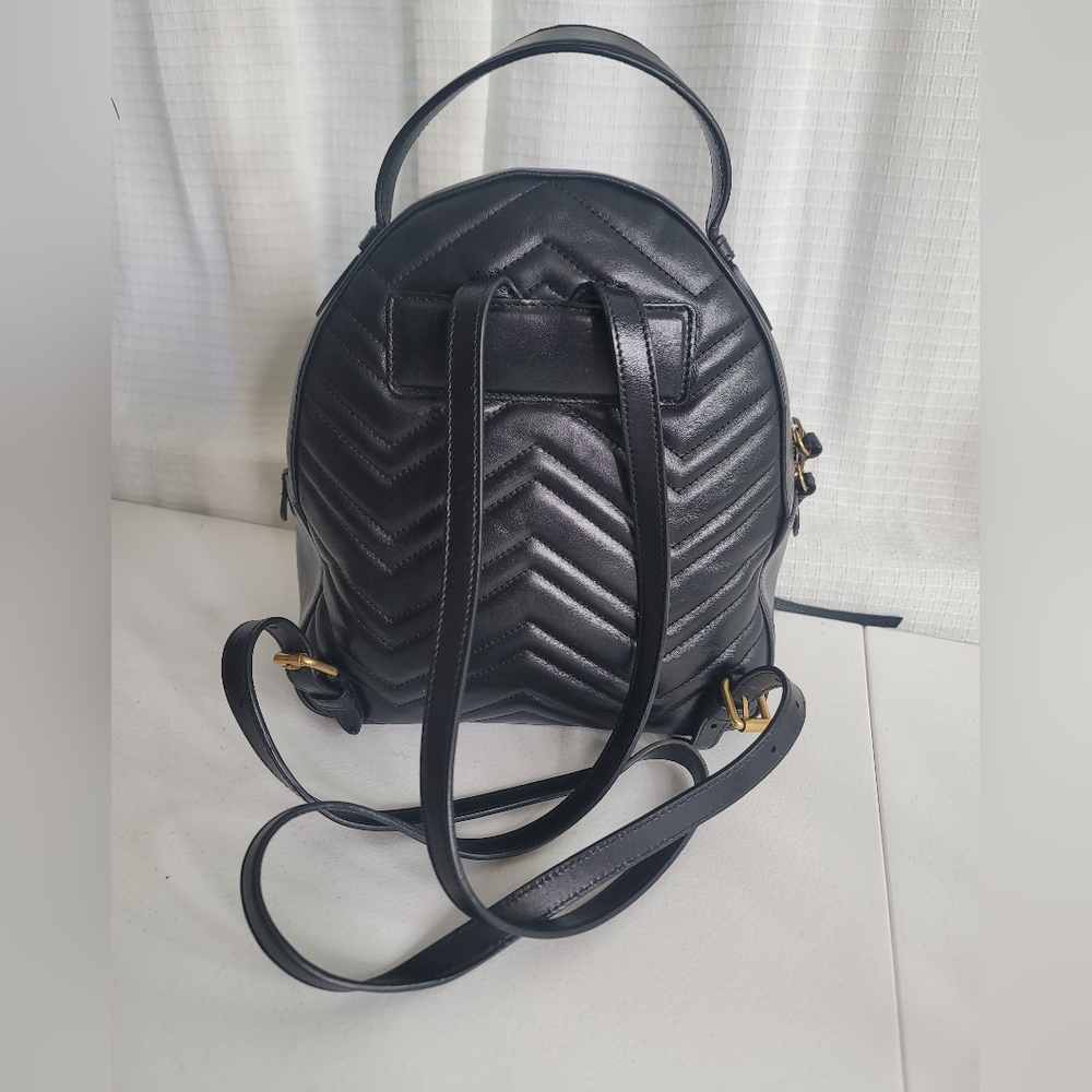 Gucci Black Matelasse Leather GG Marmont Backpack - Picture 6 of 15